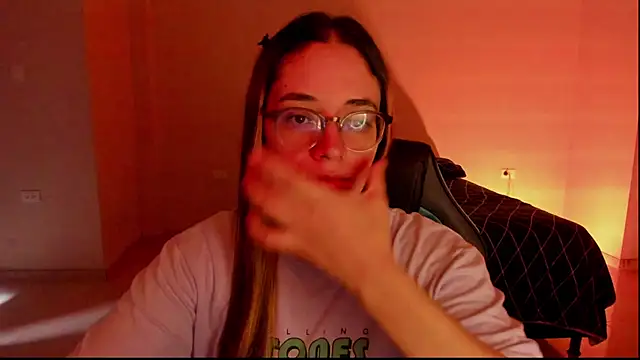 atenas 05  online show from 09.12.25