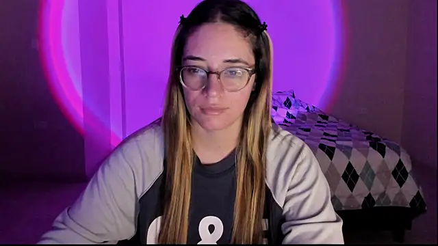 atenas 05  online show from 10.12.25