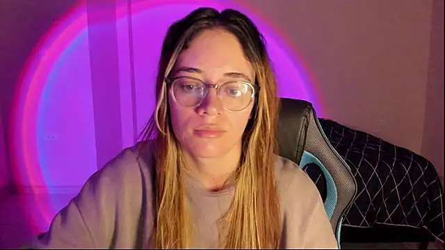 atenas 05  online show from 11.12.25