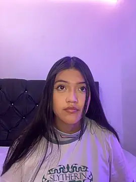 Snapshot of alisson_carolina73 chatting on 01.04.25 alisson carolina73 online show from 01.04.25