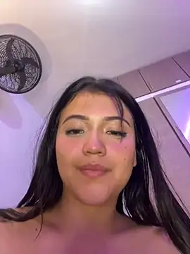 Snapshot of alisson_carolina73 chatting on 02.08.25 alisson carolina73 online show from 02.08.25