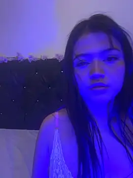 Snapshot of alisson_carolina73 chatting on 02.11.25 alisson carolina73 online show from 02.11.25