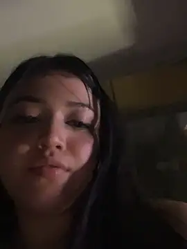 Snapshot of alisson_carolina73 chatting on 02.12.25 alisson carolina73 online show from 02.12.25