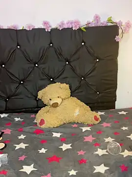 Snapshot of alisson_carolina73 chatting on 03.16.25 alisson carolina73 online show from 03.16.25