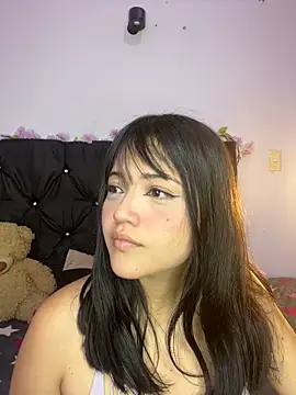 Snapshot of alisson_carolina73 chatting on 03.19.25 alisson carolina73 online show from 03.19.25