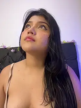 Snapshot of alisson_carolina73 chatting on 09.24.25 alisson carolina73 online show from 09.24.25