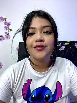 Snapshot of alisson_carolina73 chatting on 10.15.25 alisson carolina73 online show from 10.15.25