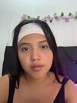 Snapshot of alisson_carolina73 chatting on 02.22.26 alisson carolina73 online show from 02.22.26