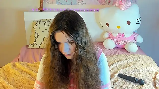 kuraii1  online show from 02.14.25