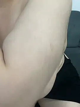 cansuozell online show from 01.07.25