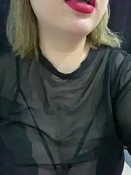 cansuozell online show from 02.18.25