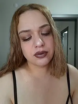 cansuozell online show from 09.25.25