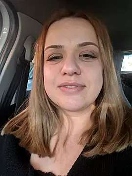 cansuozell online show from 11.20.25