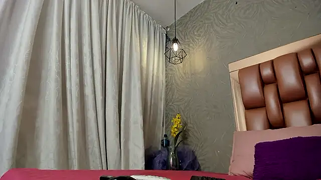 KOURTNEY-- online show from 01.09.26