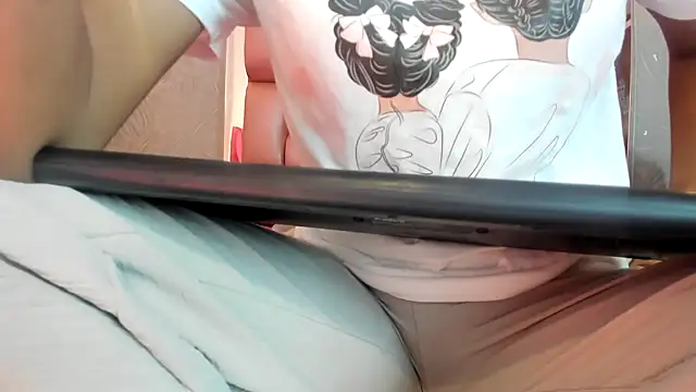 Snapshot of KOURTNEY-- chatting on 02.16.26 KOURTNEY-- online show from 02.16.26