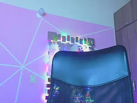  ALLYSON18  online show from 03.29.26