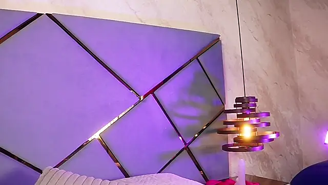 Snapshot of ammy_durand chatting on 11.11.25 ammy durand online show from 11.11.25