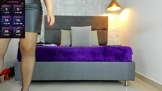 missnatash online show from 11.17.25