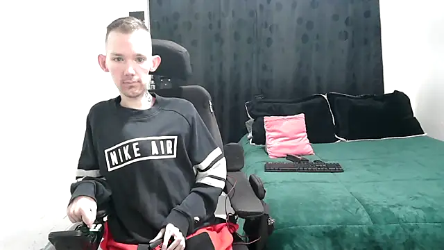 Snapshot of Sophia_and_Thomas chatting on 03.03.25 Sophia and Thomas online show from 03.03.25