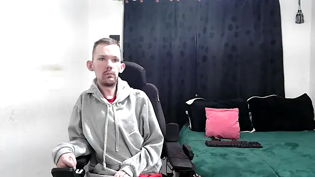 Snapshot of Sophia_and_Thomas chatting on 03.14.25 Sophia and Thomas online show from 03.14.25