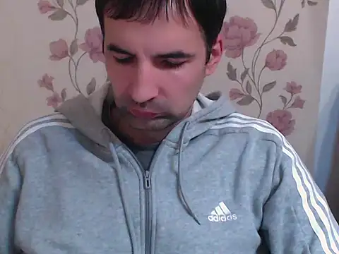 Leo 1617 online show from 02.19.26