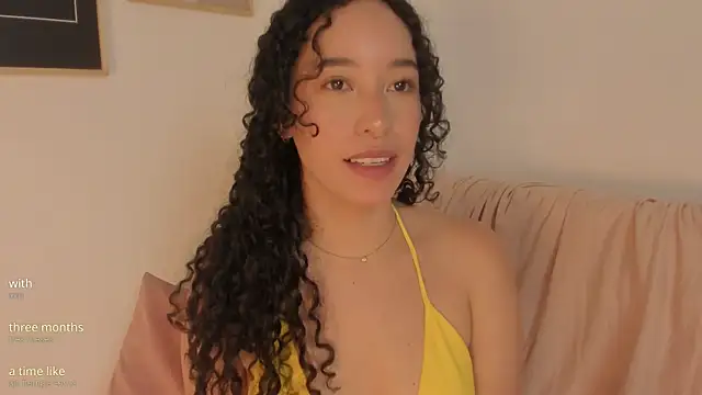 Snapshot of Heyloreley chatting on 09.14.25 Heyloreley online show from 09.14.25