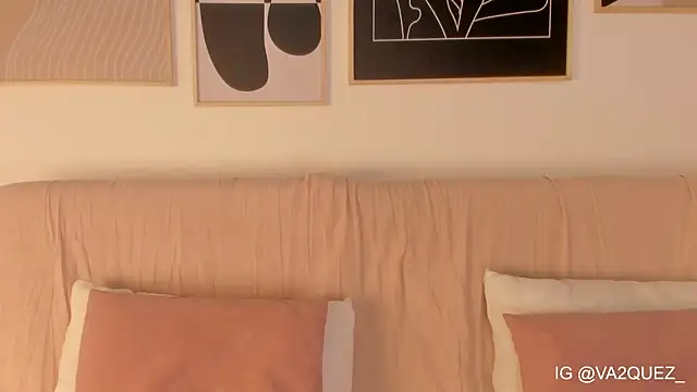 Snapshot of Heyloreley chatting on 11.08.25 Heyloreley online show from 11.08.25