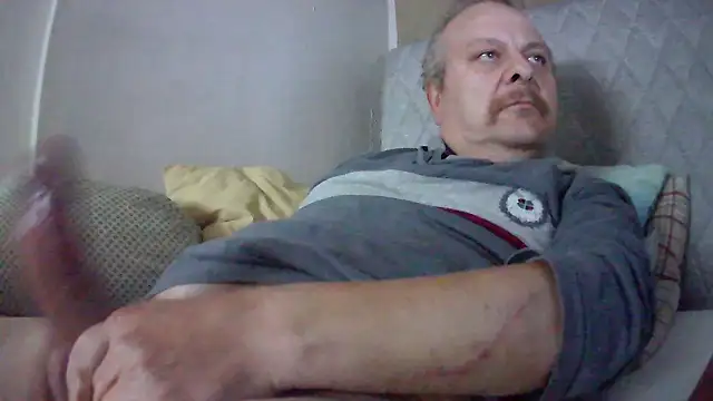 amylrmm1903 online show from 10.12.25