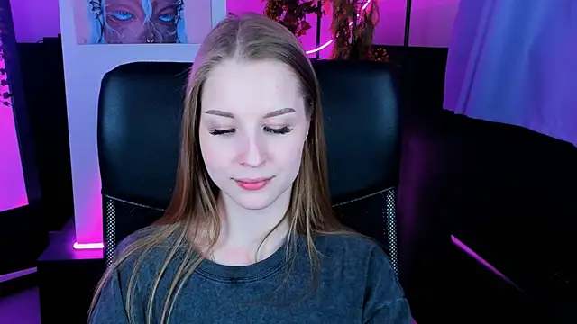 CuteMousee online show from 12.10.24