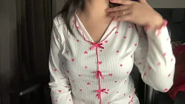 Wild Fantasy 7 online show from 02.08.25