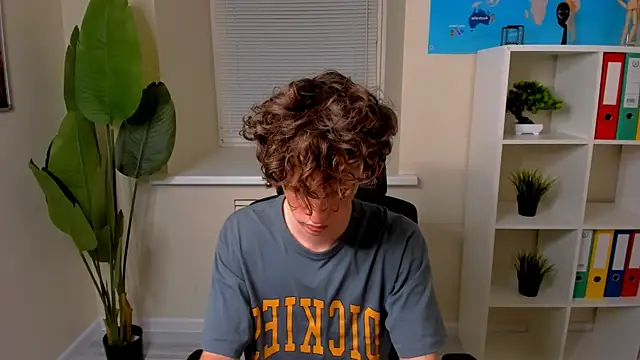 Snapshot of LukeSweet chatting on 07.14.26 LukeSweet online show from 07.14.26