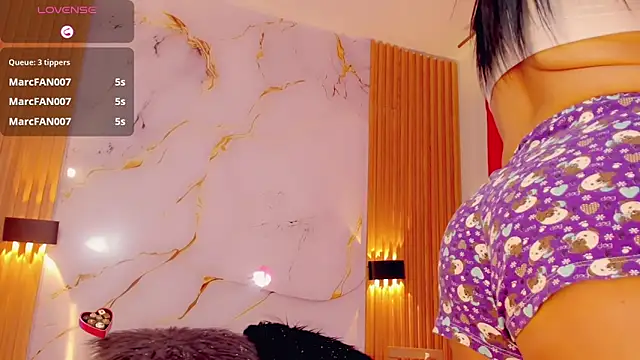 Snapshot of BrendaSquirtx chatting on 01.21.25 BrendaSquirtx online show from 01.21.25