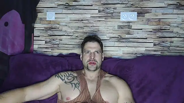 XxBigboybandxX online show from 03.14.25