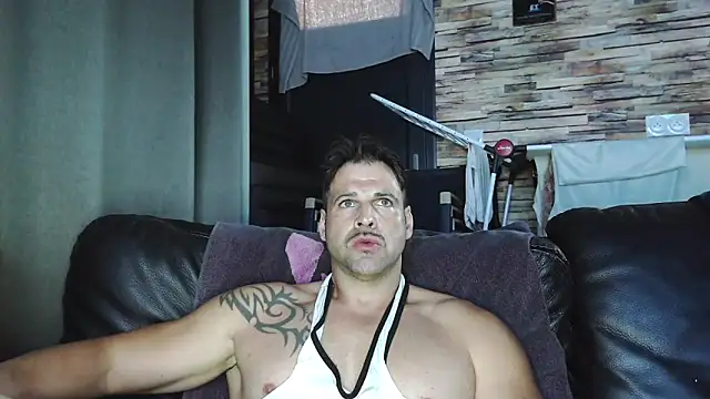 XxBigboybandxX online show from 11.04.25