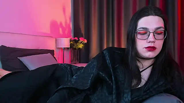 Snapshot of Alfreda_Mills chatting on 02.05.25 Alfreda Mills online show from 02.05.25