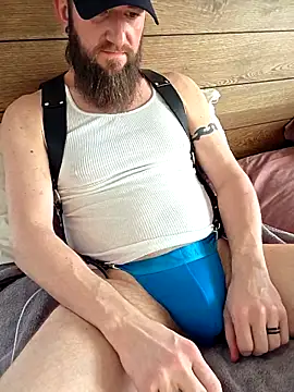 Snapshot of Icebearsticlese chatting on 02.12.26 Icebearsticlese online show from 02.12.26