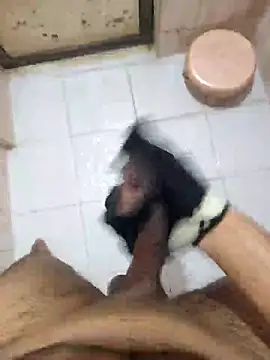 virginat32 online show from 02.15.25