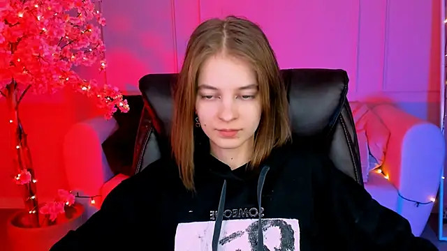 TinaDavil online show from 12.14.24