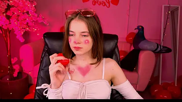 TinaDavil online show from 02.14.25