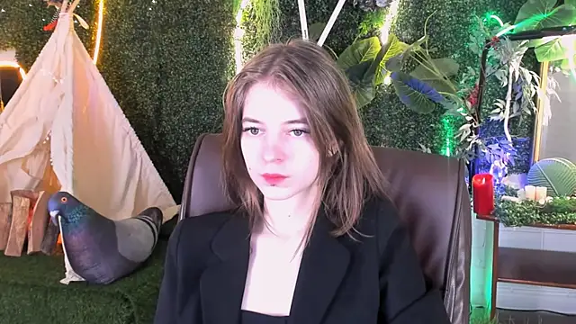 TinaDavil online show from 02.26.25