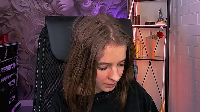 TinaDavil online show from 03.03.25