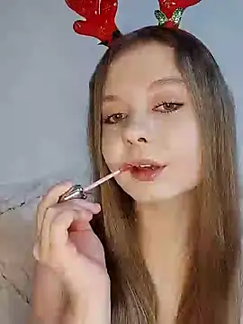 Snapshot of Ekaterina27 chatting on 12.30.24 Ekaterina27 online show from 12.30.24