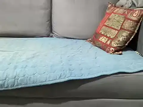 4small4inchlol online show from 12.14.24