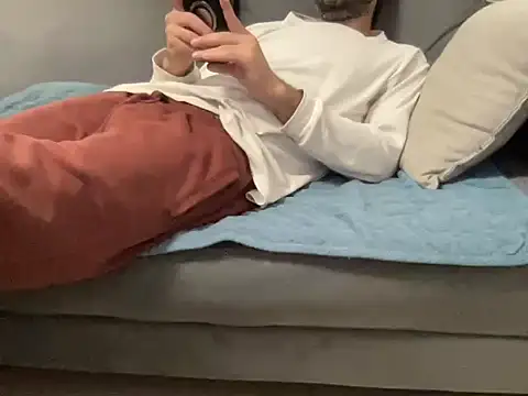 4small4inchlol online show from 11.25.25