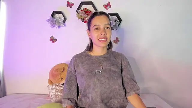 Snapshot of samara_jonness chatting on 01.19.25 samara jonness online show from 01.19.25