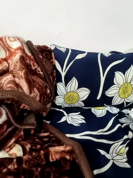 beautiful himanshi2 online show from 12.14.25