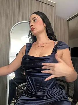 Libia James online show from 01.25.25