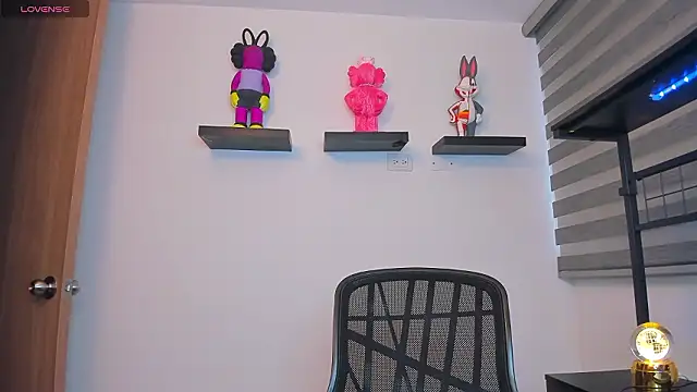 Gangster Girl online show from 02.24.26