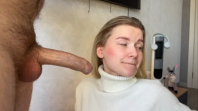 Snapshot of Adelovenick chatting on 03.11.25 Adelovenick online show from 03.11.25