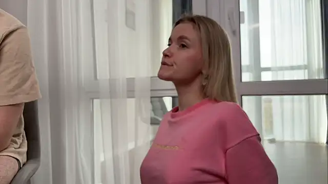 Snapshot of Adelovenick chatting on 03.15.25 Adelovenick online show from 03.15.25